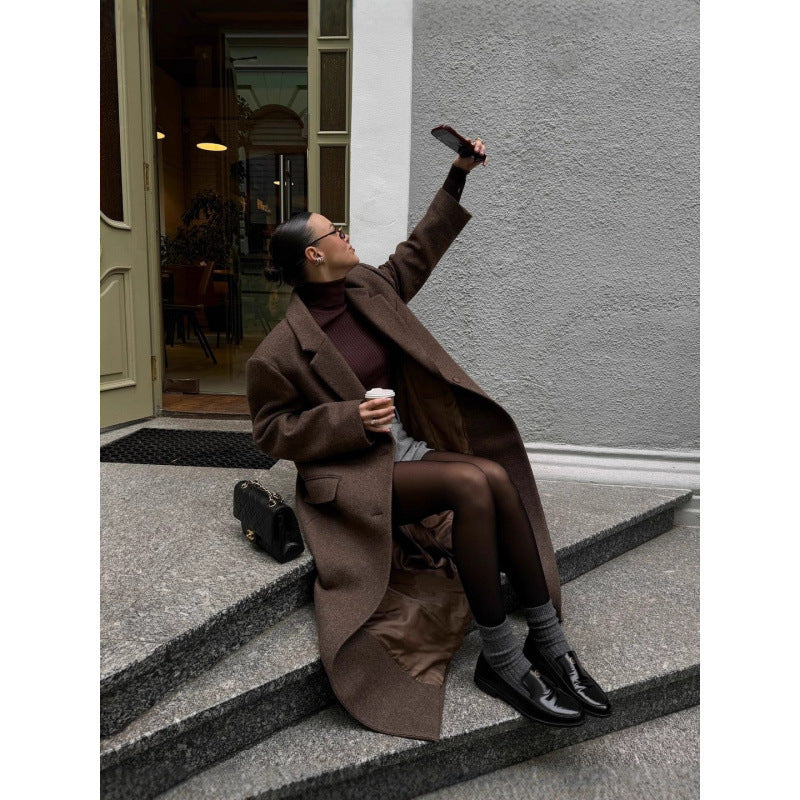 Eleganter Oversized Mantel in edlem Braun – Zeitlos & Stilvoll