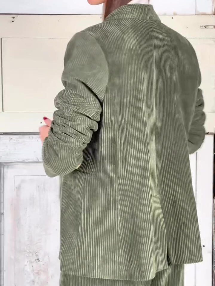 Eleganter Damen Cord-Blazer mit weiter Hose – Zweiteiliges Set in Olivgrün