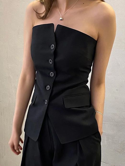 Schulterfreies Tailoring-Top mit Knopfleiste