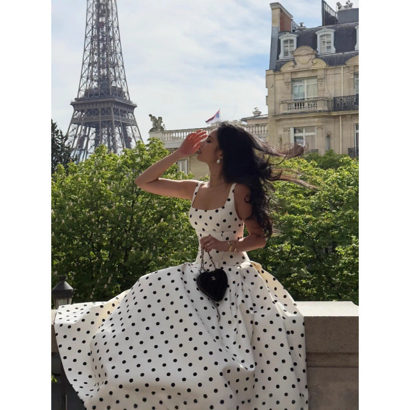Elegantes Maxi-Trägerkleid mit Polka Dots