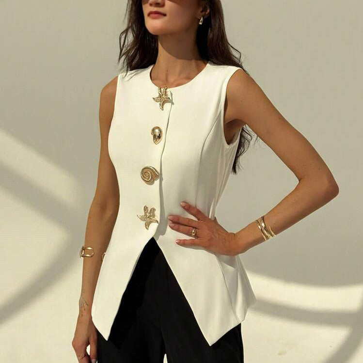 Knopfleiste mit maritimen Gold-Buttons