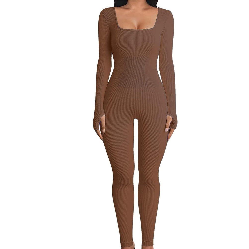 Schmaler Jumpsuit mit quadratischem Kragen