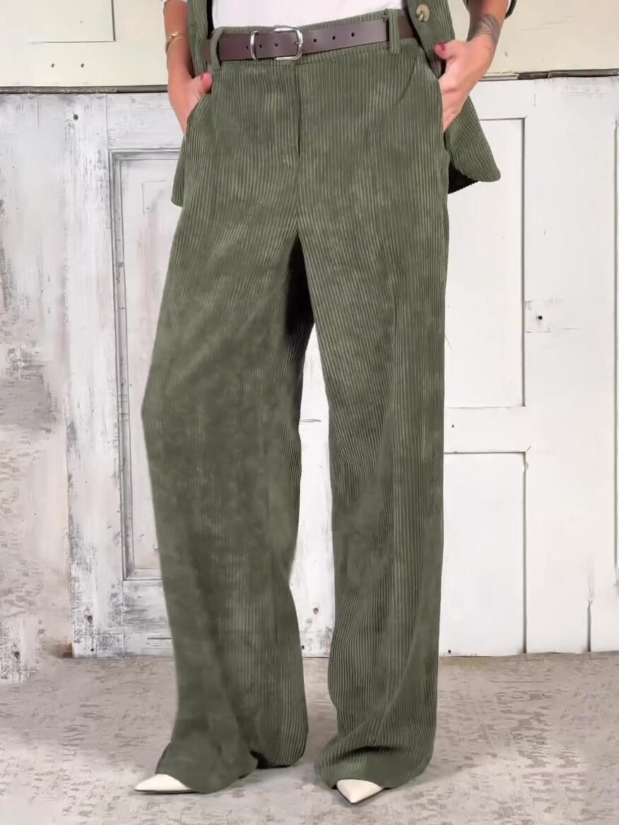 Eleganter Damen Cord-Blazer mit weiter Hose – Zweiteiliges Set in Olivgrün