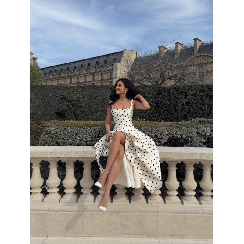 Elegantes Maxi-Trägerkleid mit Polka Dots