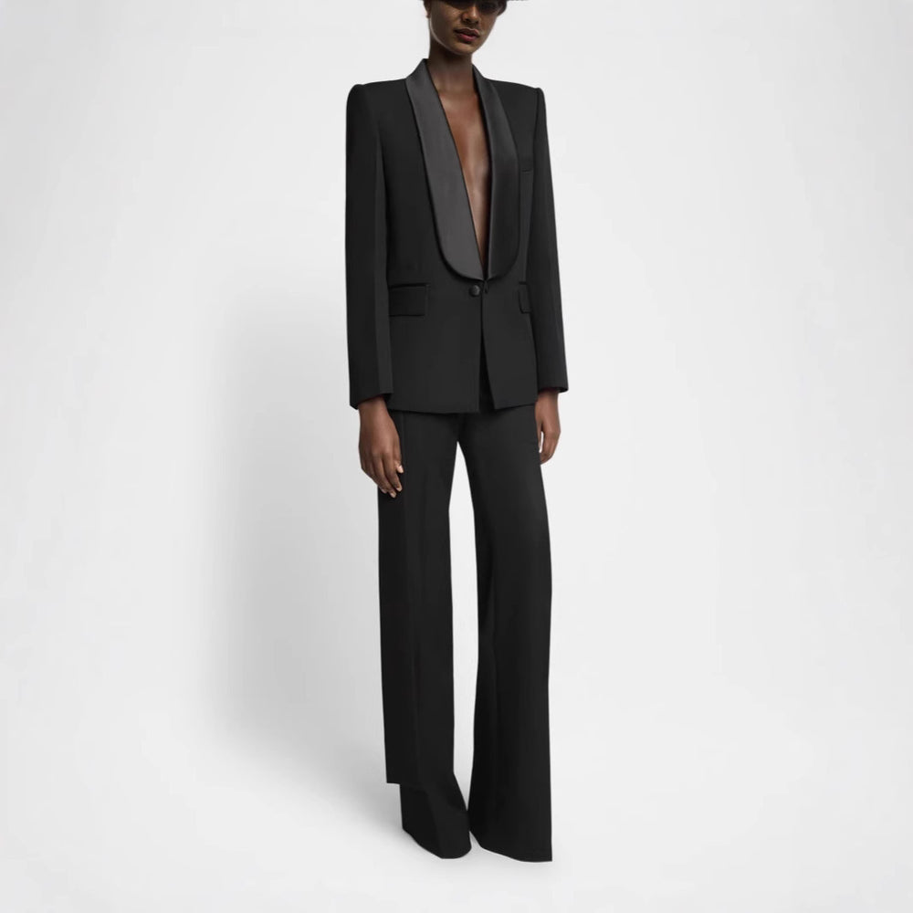 Eleganter Blazer Hosenanzug mit Satinrevers