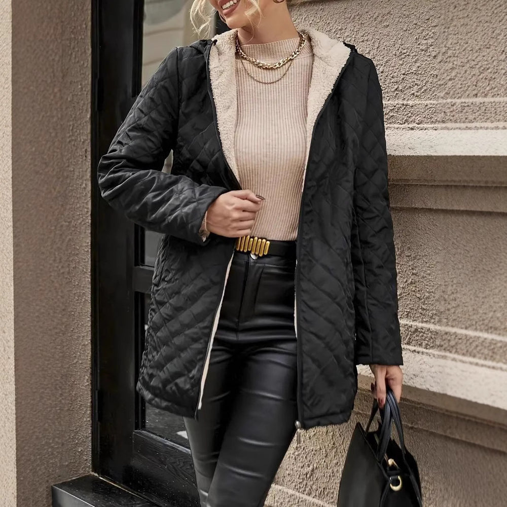 Elegante Steppjacke mit Kapuze